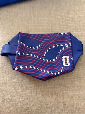 FIFA World Cup 2026 Blue Red Star Wave (USA) Toiletry Bag